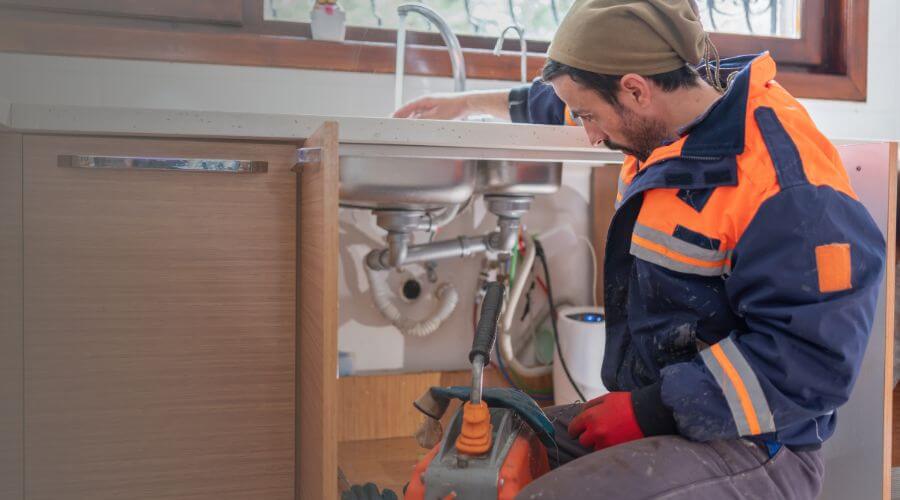 Expert burst pipe repair services in Munith, MI